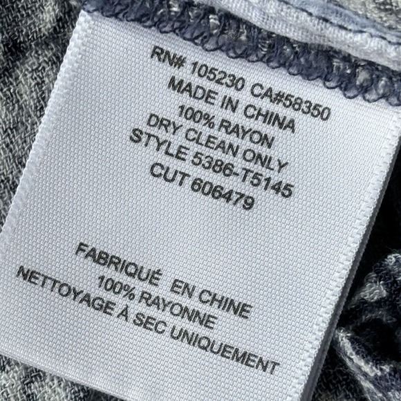 Soft Joie Top Sz M Blue Abstract Print Button Down Shirt Asymmetrical Womens - Picture 5 of 9